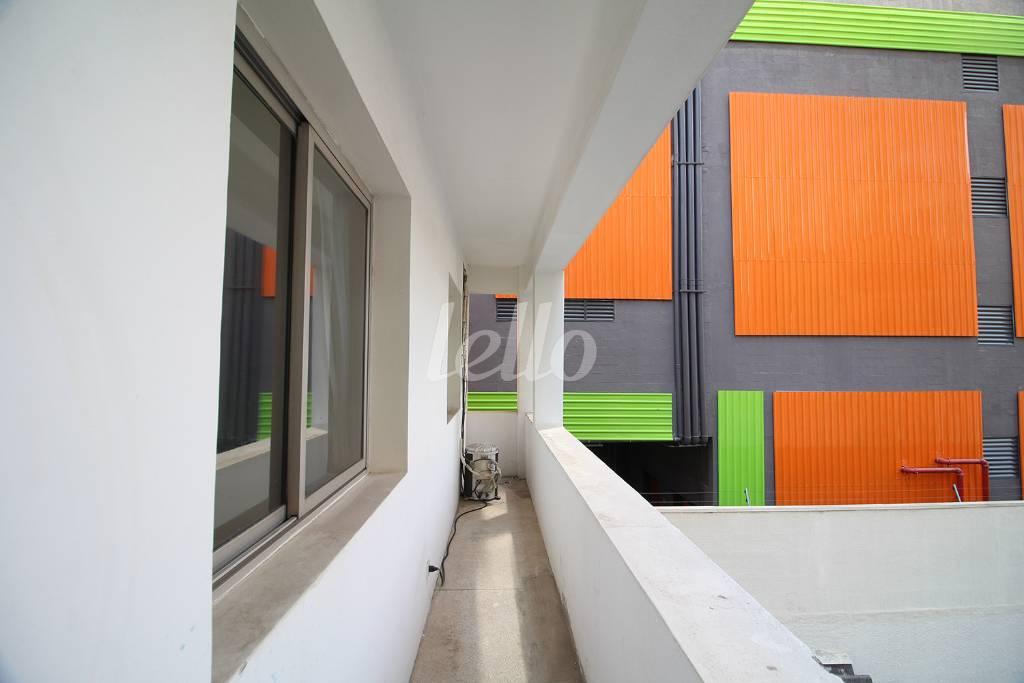 SACADA de Sobreloja para alugar, Padrão com 110 m², e 1 vaga em Indianópolis - São Paulo