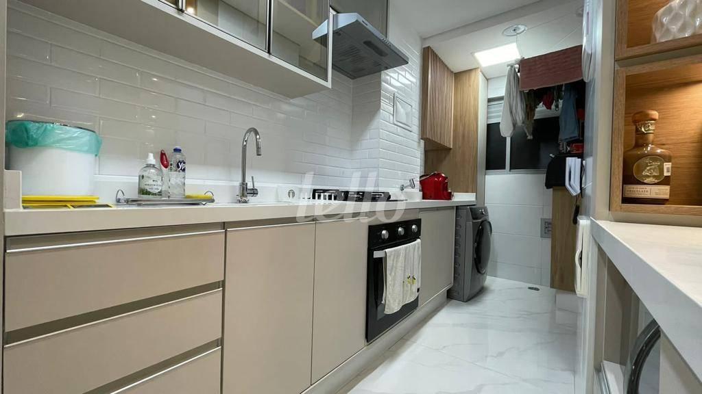 COZINHA de Apartamento à venda, Padrão com 61 m², 3 quartos e 1 vaga em Parque São Jorge - São Paulo