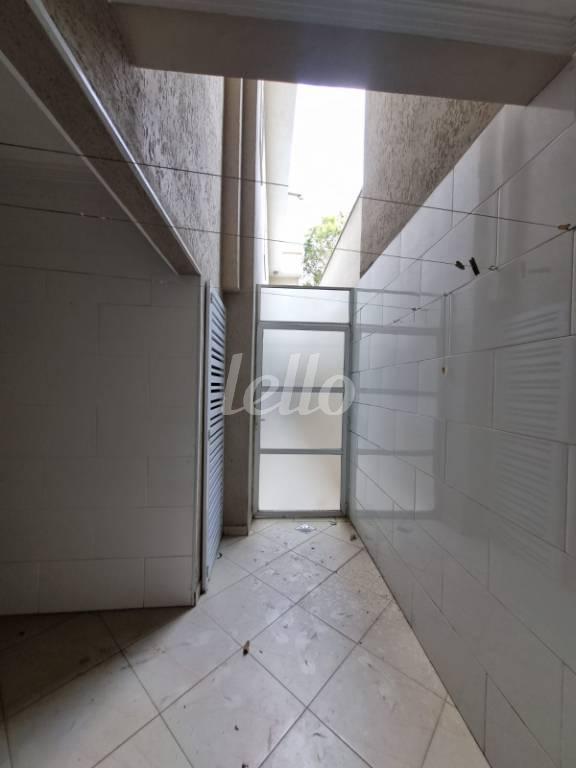 26 de Casa à venda, sobrado com 326 m², 4 quartos e 2 vagas em Vila Caminho do Mar - São Bernardo do Campo