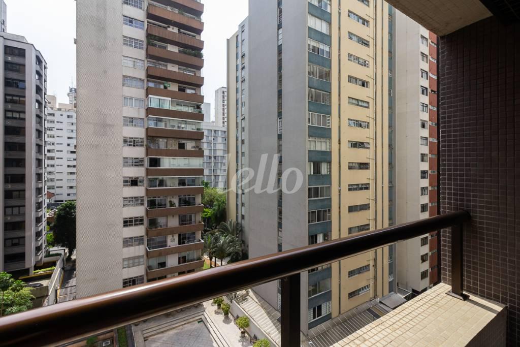 VARANDA de Apartamento para alugar, Padrão com 29 m², 1 quarto e 1 vaga em Jardim Paulista - São Paulo