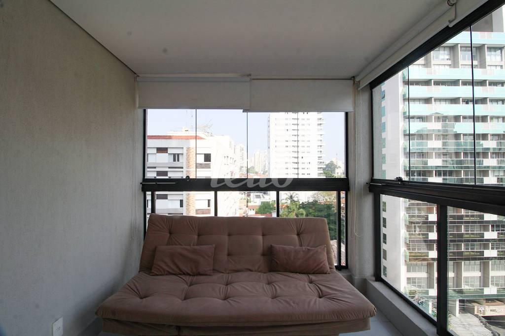 VARANDA de Apartamento para alugar, Studio com 31 m², 1 quarto e 1 vaga em Jardim Paulista - São Paulo