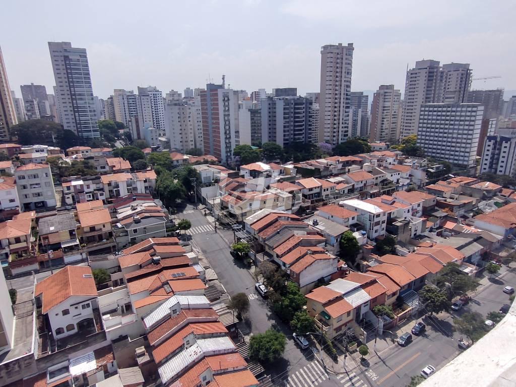 VISTA de Apartamento à venda, cobertura - Padrão com 236 m², 3 quartos e 3 vagas em Perdizes - São Paulo