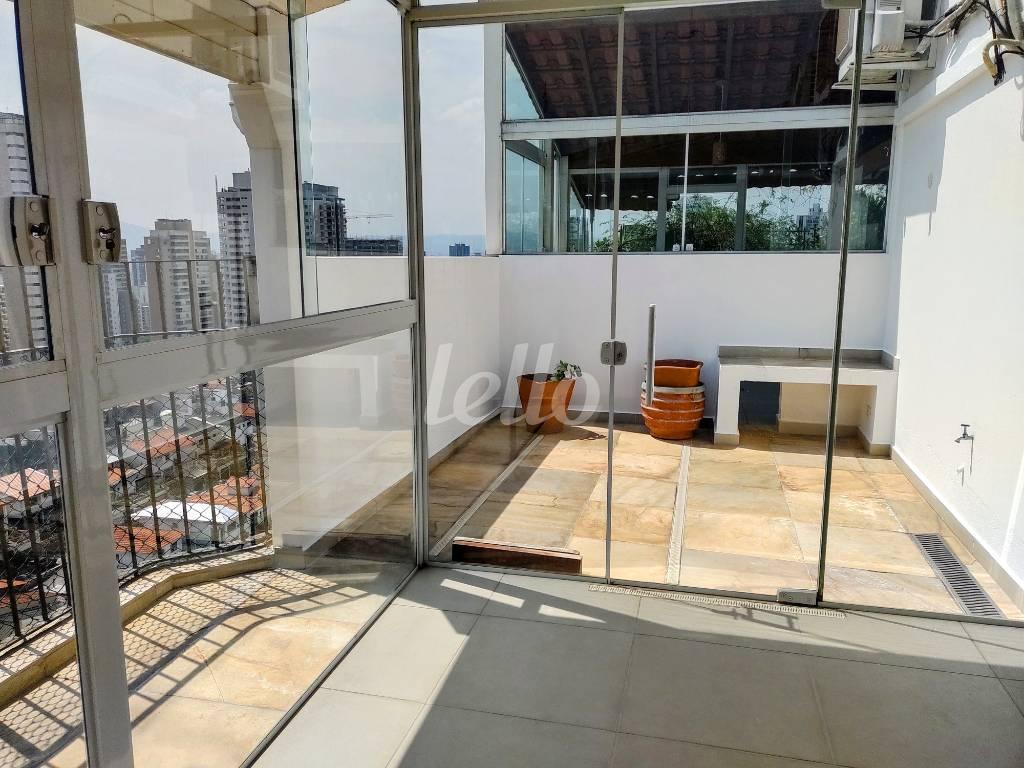 ÁREA DE SERVIÇO de Apartamento à venda, cobertura - Padrão com 236 m², 3 quartos e 3 vagas em Perdizes - São Paulo