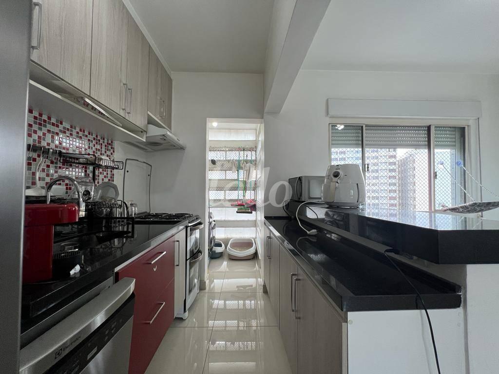 COZINHA de Apartamento à venda, Padrão com 59 m², 1 quarto e em Santa Cecília - São Paulo