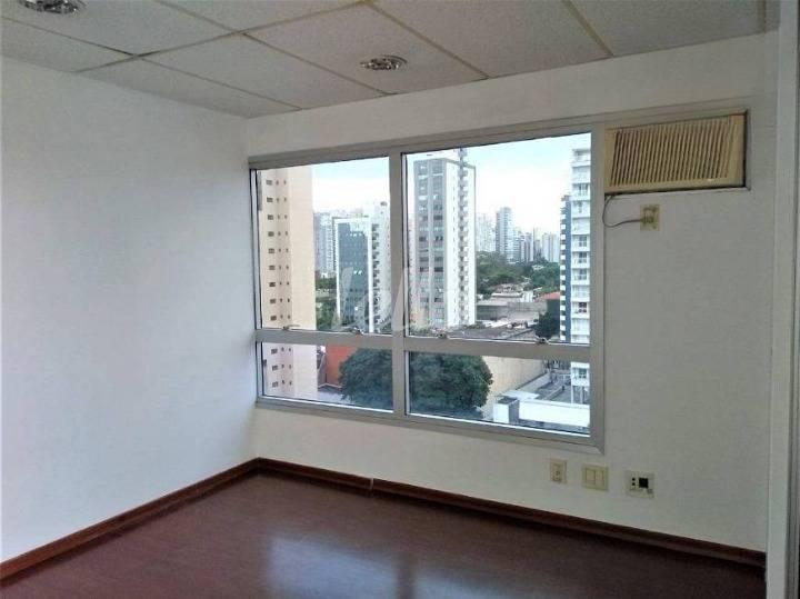 SALA de Sala / Conjunto à venda, Padrão com 37 m², e 1 vaga em Brooklin Paulista - São Paulo