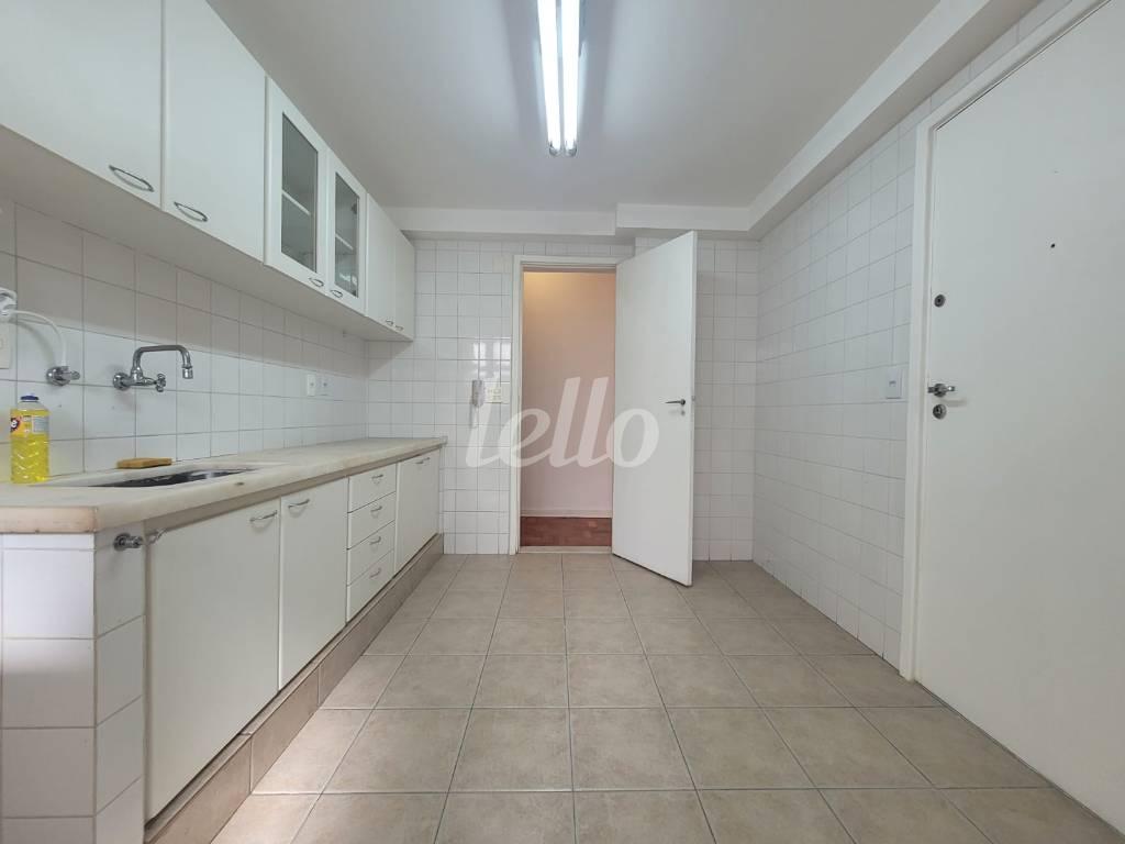 COZINHA de Apartamento para alugar, Padrão com 97 m², 2 quartos e 1 vaga em Jardim Paulista - São Paulo