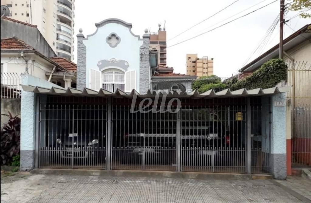 FACHADA de Casa à venda, térrea com 240 m², 2 quartos e 3 vagas em Ipiranga - São Paulo