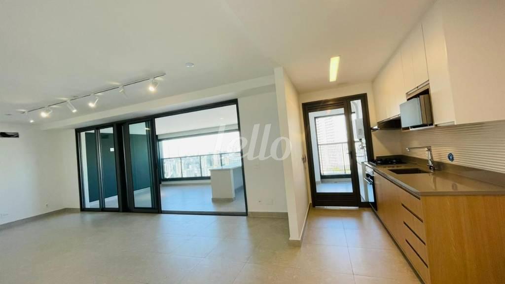 SALA de Apartamento para alugar, Padrão com 110 m², 2 quartos e 2 vagas em Sumarezinho - São Paulo