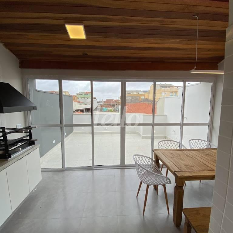 TERRAÇO de Apartamento à venda, cobertura - Padrão com 100 m², 2 quartos e 1 vaga em Vila Camilópolis - Santo André