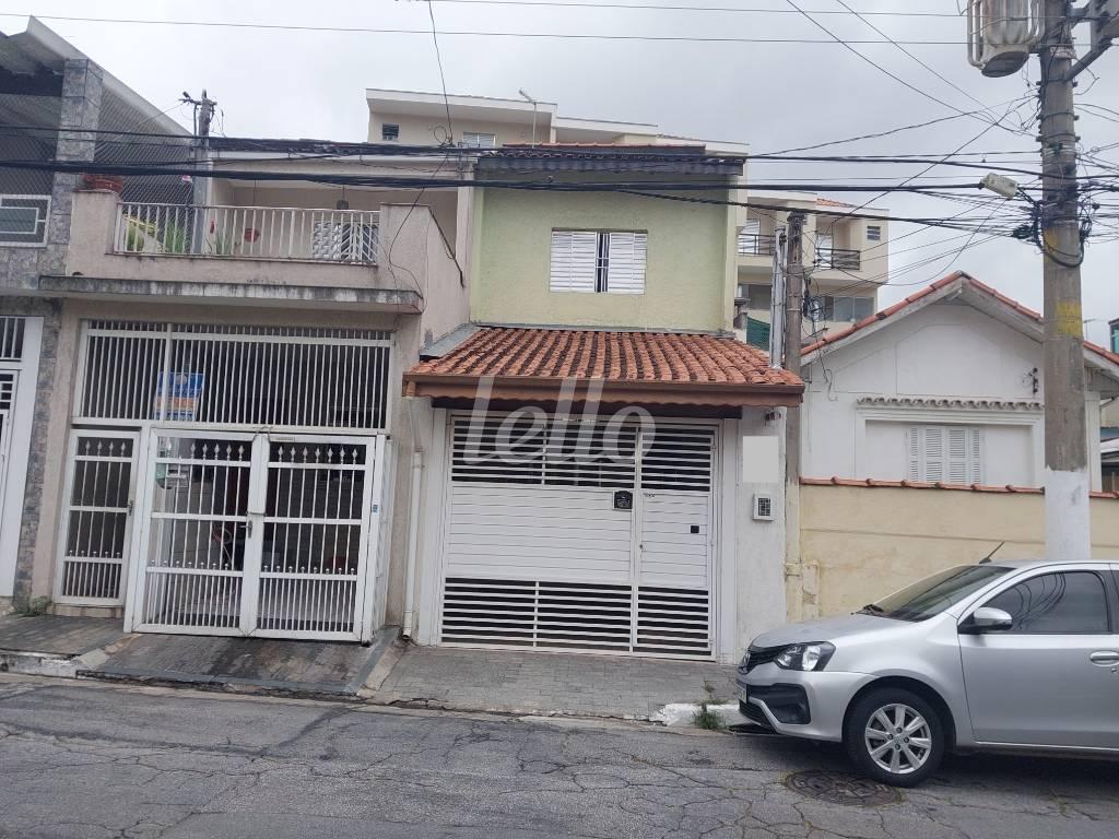 FACHADA de Casa à venda, sobrado com 92 m², 2 quartos e 1 vaga em Vila Mazzei - São Paulo
