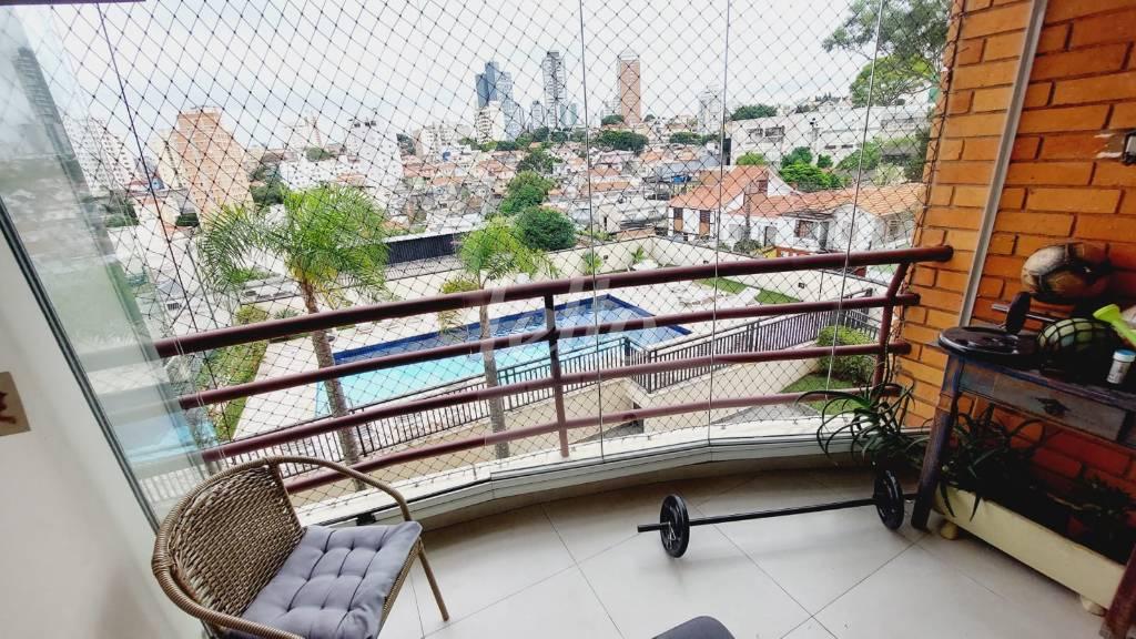 VARANDA de Apartamento à venda, Padrão com 108 m², 3 quartos e 2 vagas em Vila Monumento - São Paulo
