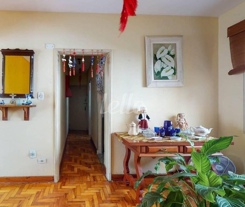 SALA de Apartamento à venda, Padrão com 50 m², 1 quarto e em Bela Vista - São Paulo