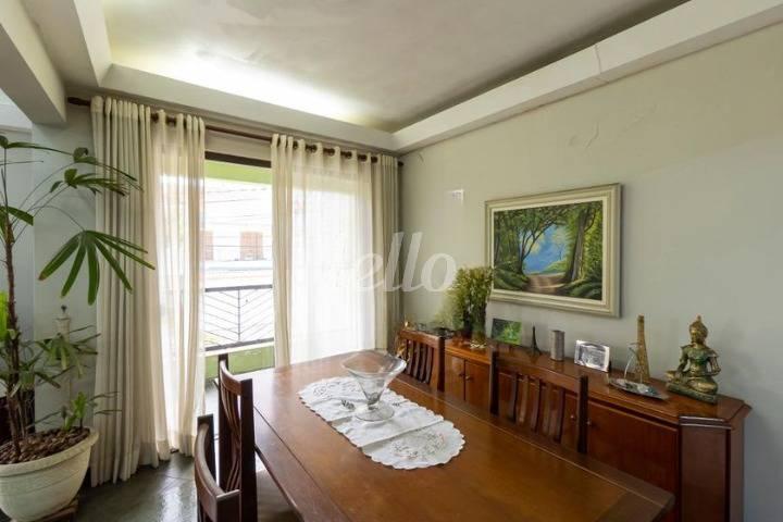 {DESCRIPTION} (26)_CLEANUP de Casa à venda, sobrado com 235 m², 6 quartos e 4 vagas em Mooca - São Paulo