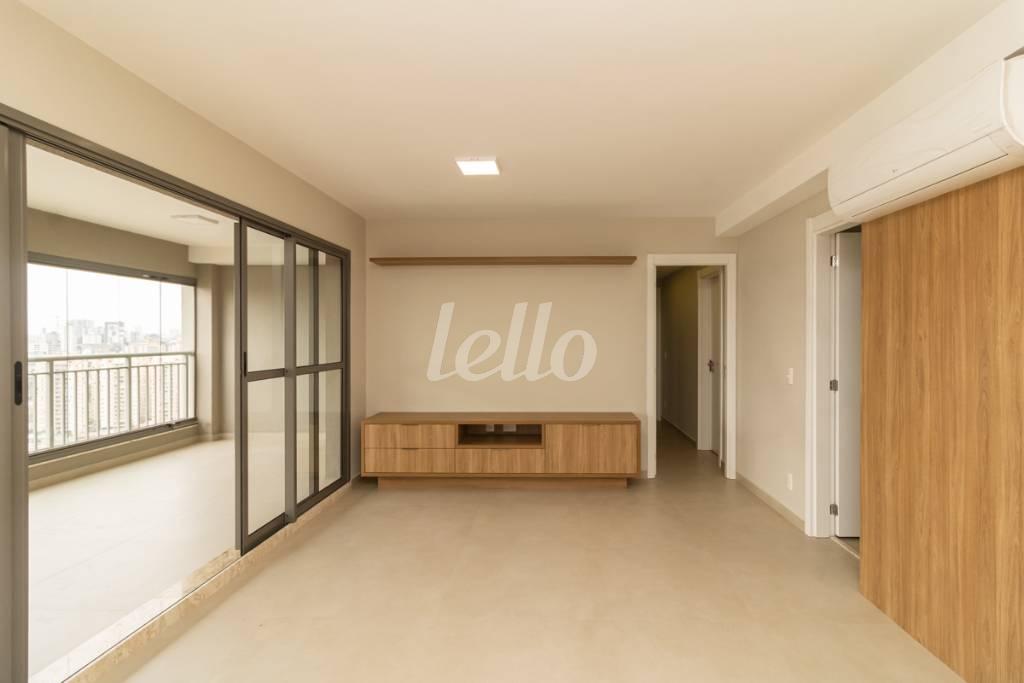 05 SALA de Apartamento para alugar, Padrão com 115 m², 3 quartos e 2 vagas em Chácara Califórnia - São Paulo