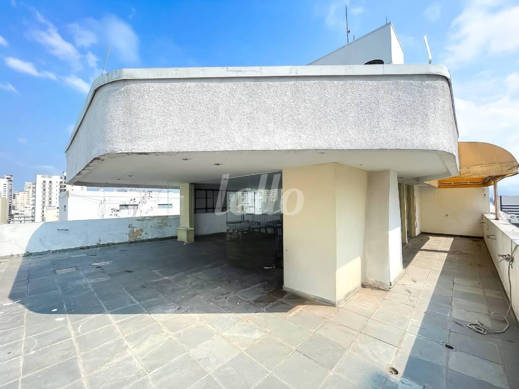 VARANDA de Apartamento à venda, cobertura - Padrão com 260 m², 4 quartos e 2 vagas em Jardim Paulista - São Paulo