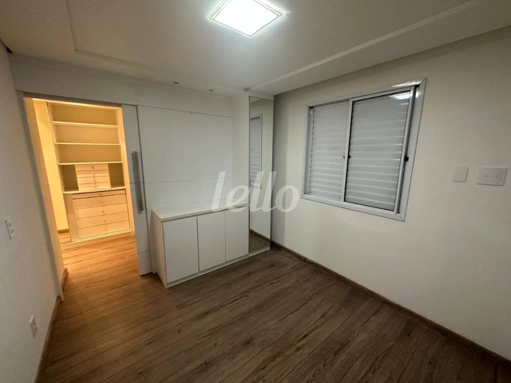 DORMITÓRIO de Apartamento à venda, Padrão com 115 m², 3 quartos e 2 vagas em Vila Valparaíso - Santo André