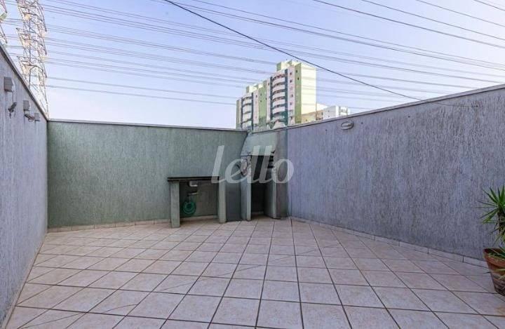 TERRAÇO de Casa à venda, sobrado com 230 m², 4 quartos e 4 vagas em Vila Pinheirinho - Santo André