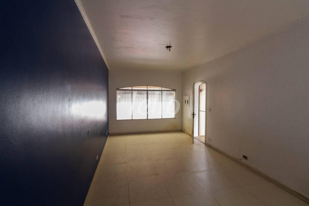 SALA de Casa para alugar, sobrado com 165 m², 3 quartos e 2 vagas em Vila Barbosa - São Paulo