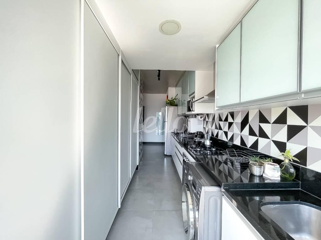 COZINHA de Apartamento à venda, Padrão com 74 m², 2 quartos e 1 vaga em Bela Vista - São Paulo
