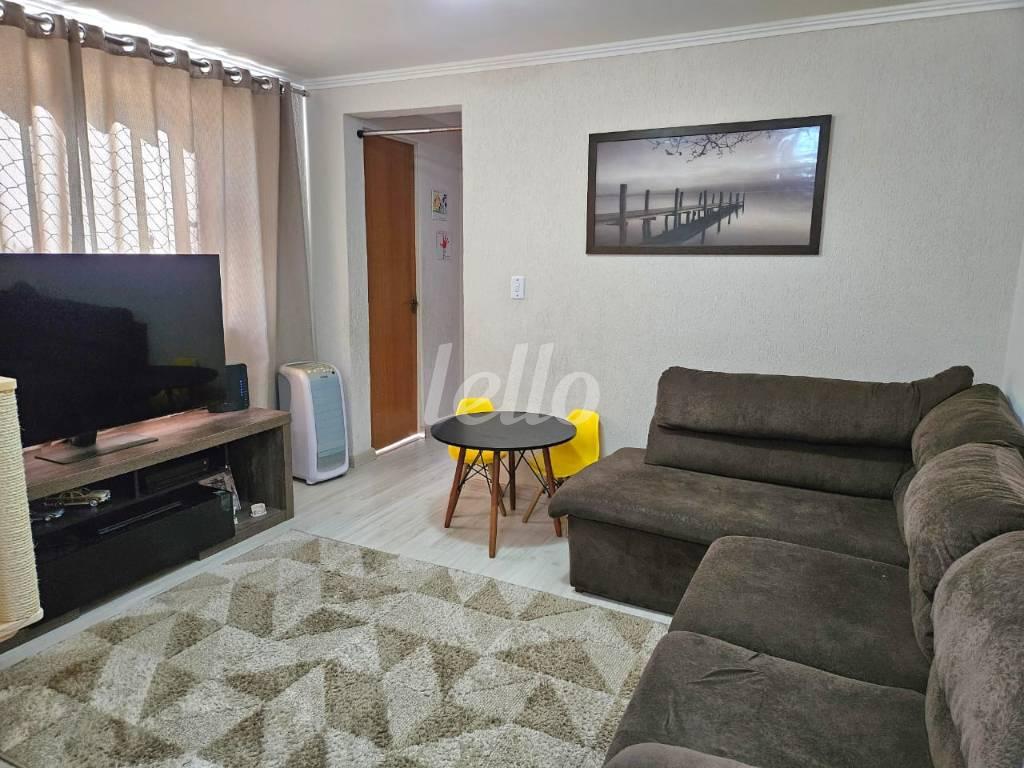 SALA DOIS AMBIENTES de Apartamento à venda, Padrão com 50 m², 2 quartos e 1 vaga em Vila Nova Cachoeirinha - São Paulo