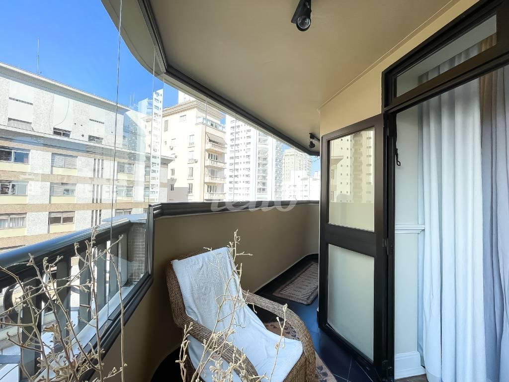 VARANDA de Apartamento à venda, Padrão com 292 m², 4 quartos e 3 vagas em Jardim Paulista - São Paulo