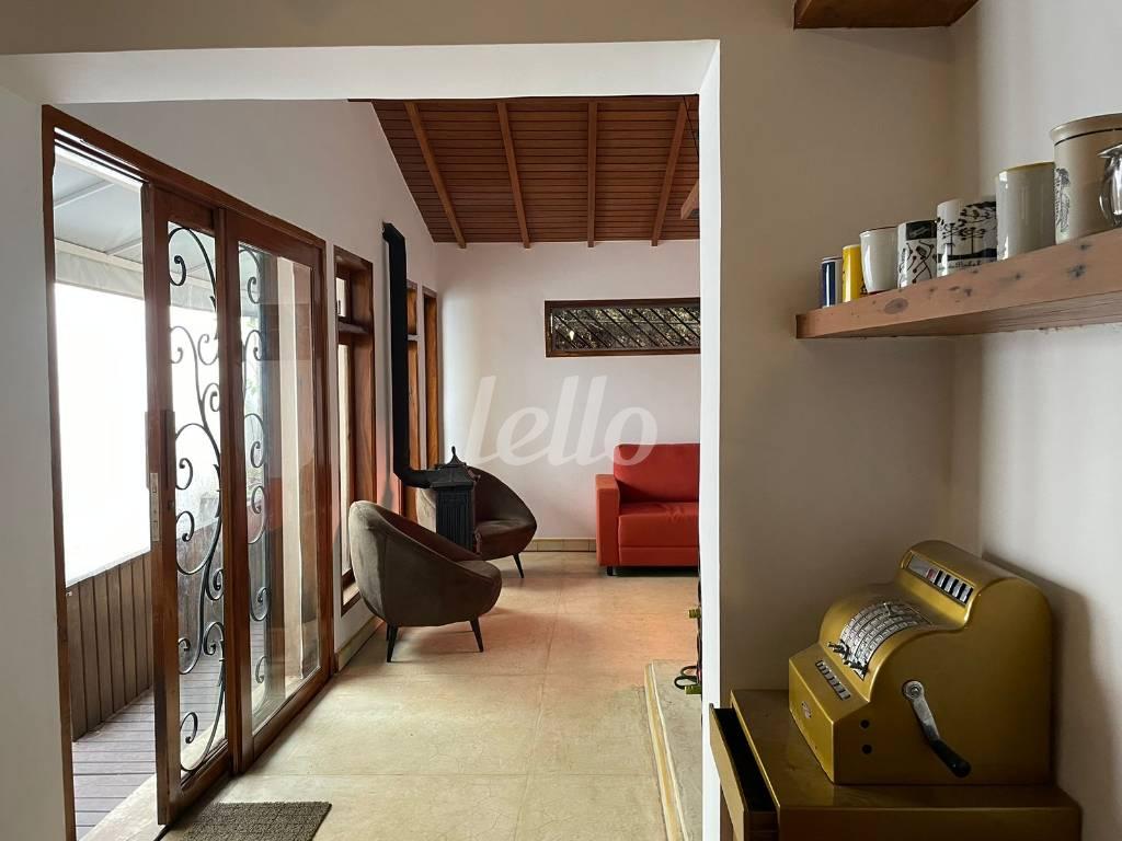 SALA de Casa à venda, assobradada com 160 m², 3 quartos e 2 vagas em Pinheiros - São Paulo