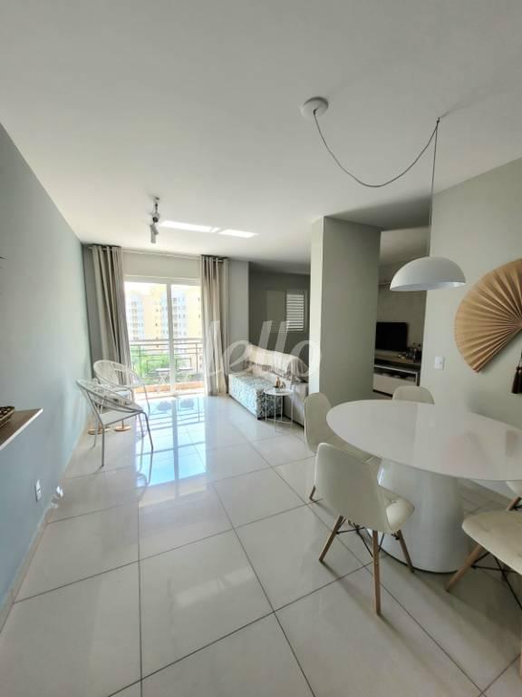 SALA DE ESTAR de Apartamento à venda, Padrão com 64 m², 2 quartos e 1 vaga em Tatuapé - São Paulo
