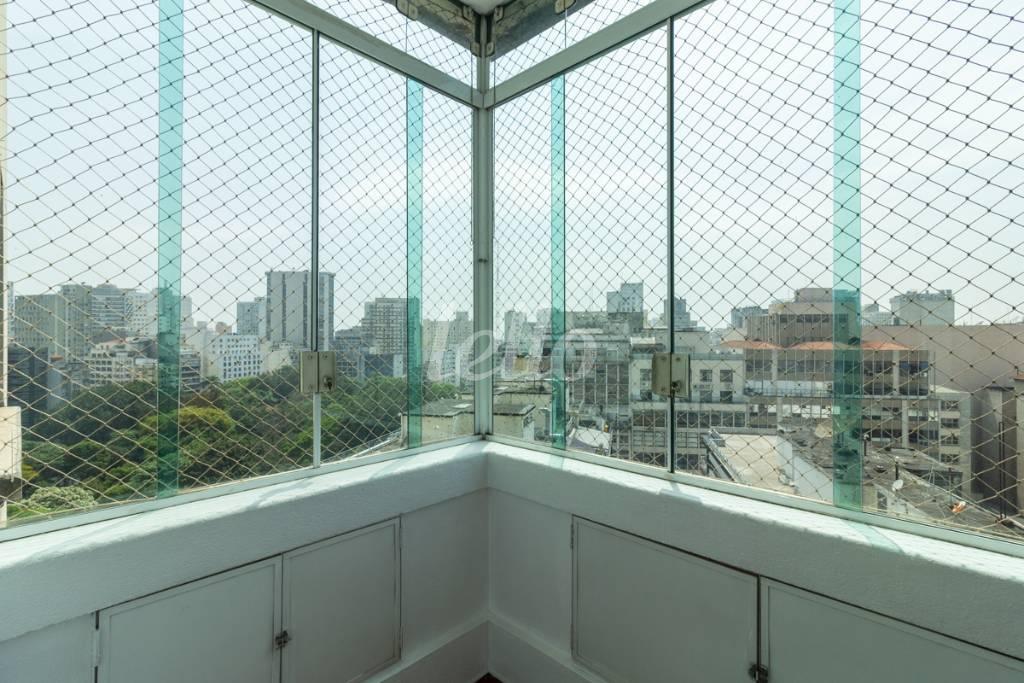 VARANDA DA SUÍTE de Apartamento para alugar, Padrão com 379 m², 4 quartos e 1 vaga em República - São Paulo