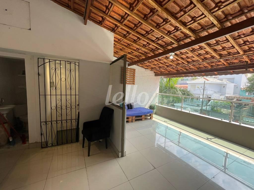 COBERTURA de Casa à venda, sobrado com 100 m², 2 quartos e 2 vagas em Vila Alzira - Santo André