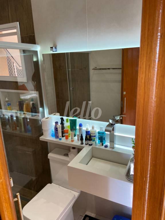 BANHEIRO de Apartamento à venda, cobertura - Padrão com 89 m², 2 quartos e 1 vaga em Vila Gilda - Santo André