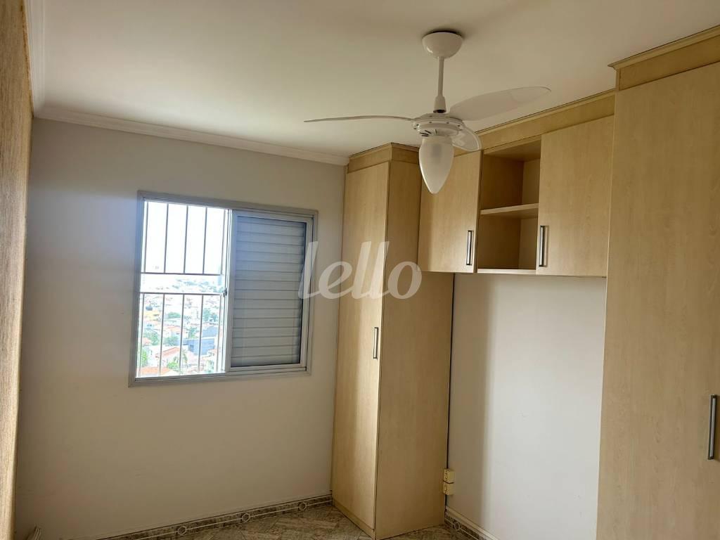 DORMITÓRIO de Apartamento à venda, Padrão com 51 m², 2 quartos e 1 vaga em Vila Bartira - Santo André