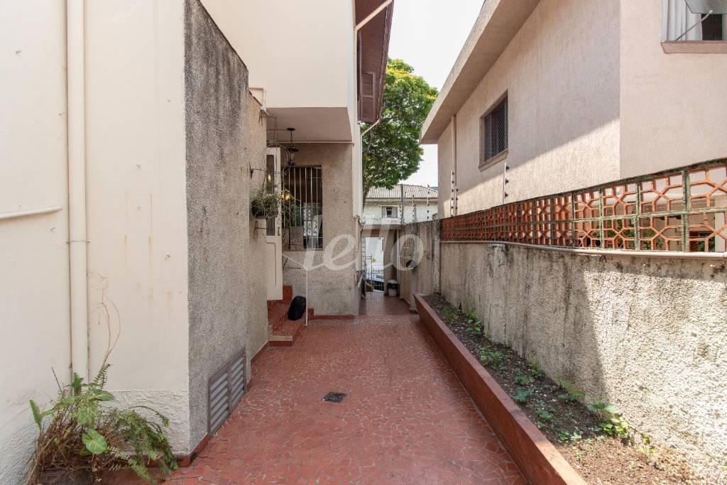 QUINTAL de Casa à venda, sobrado com 120 m², 4 quartos e 1 vaga em Jardim São Paulo - São Paulo