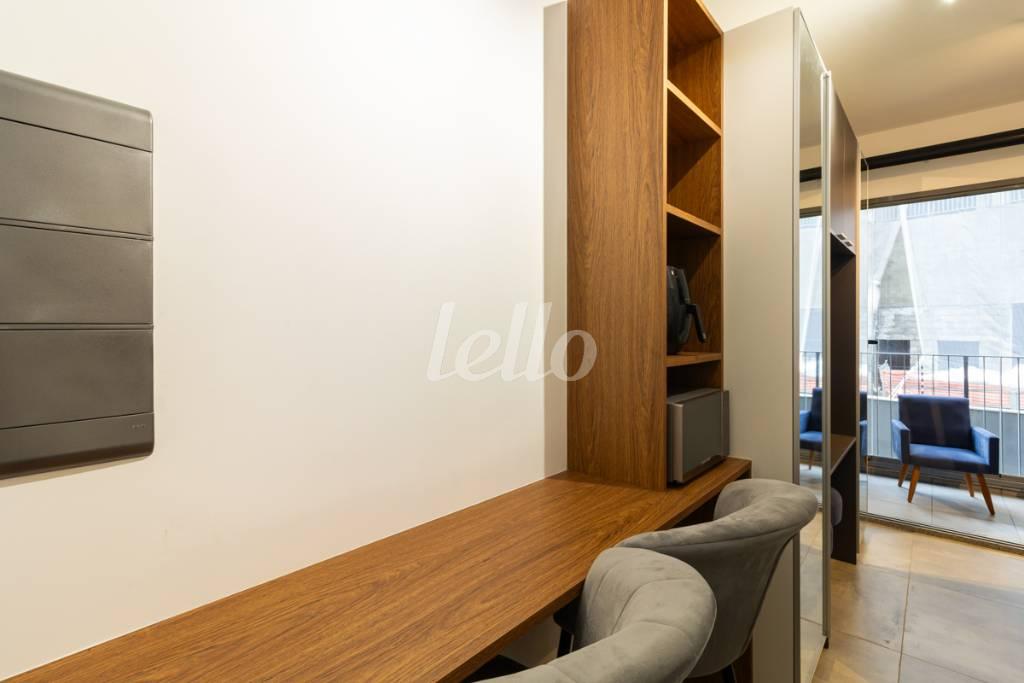 COZINHA de Apartamento para alugar, Padrão com 24 m², 1 quarto e em Sumarezinho - São Paulo