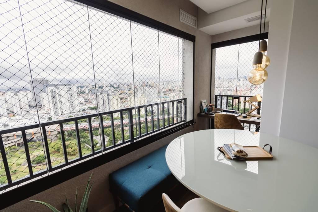 VARANDA GOURMET de Apartamento à venda, Padrão com 57 m², 2 quartos e 1 vaga em Brás - São Paulo