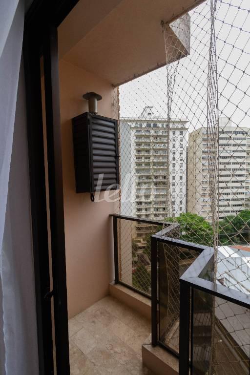SACADA DA SALA de Apartamento para alugar, Padrão com 50 m², 1 quarto e 1 vaga em Jardim Paulista - São Paulo