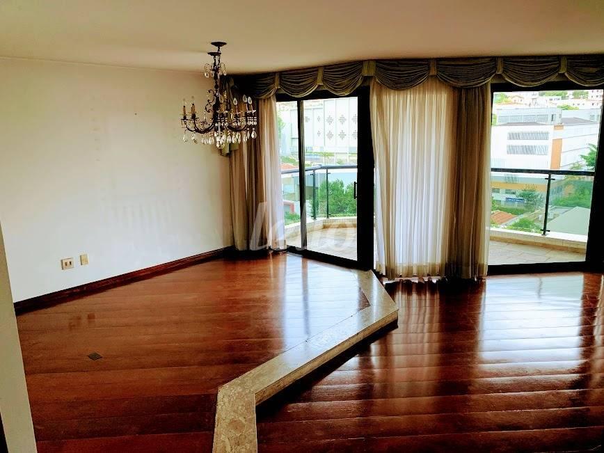 SALA de Apartamento à venda, Padrão com 217 m², 4 quartos e 3 vagas em Santana - São Paulo