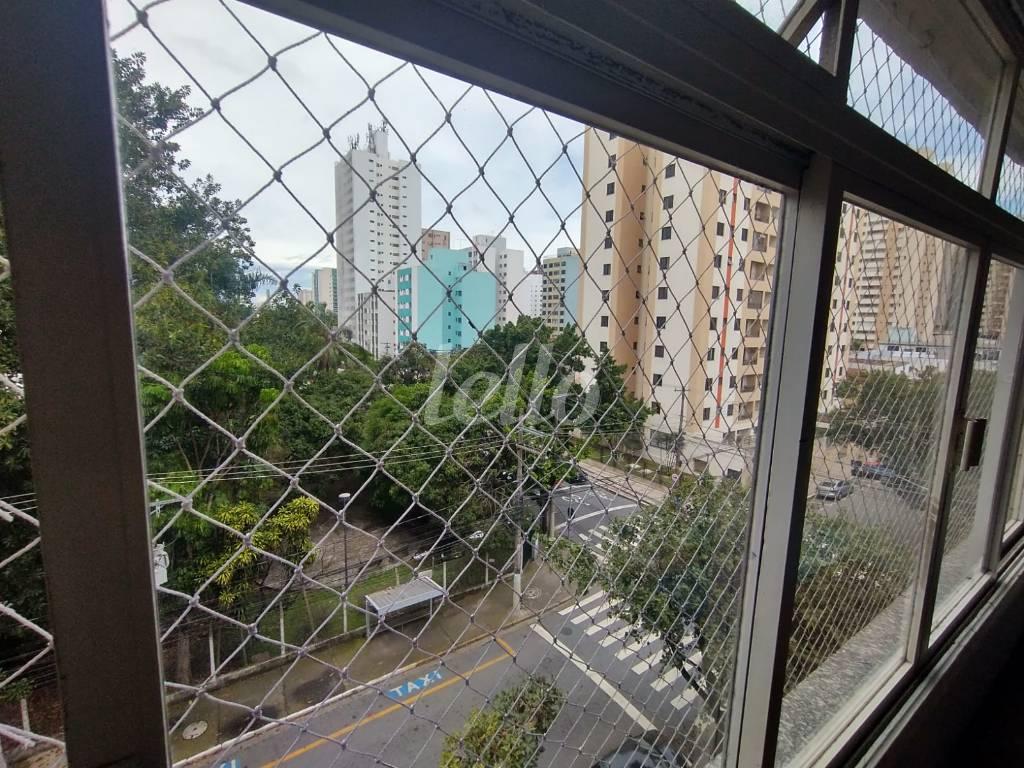 VISTA de Apartamento à venda, Padrão com 120 m², 3 quartos e 1 vaga em Santo Antônio - São Caetano do Sul