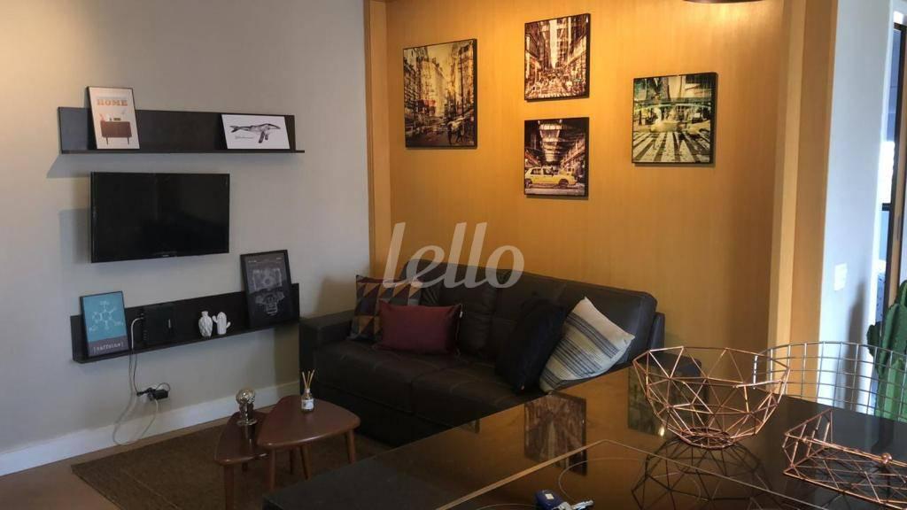 SALA de Apartamento para alugar, Padrão com 55 m², 2 quartos e 1 vaga em Vila Nova Conceição - São Paulo