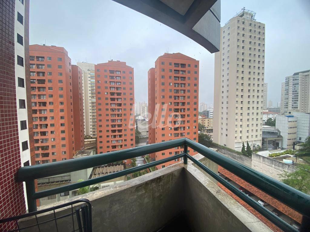 SACADA DA SUÍTE de Apartamento à venda, Padrão com 90 m², 2 quartos e 2 vagas em Jardim Bela Vista - Santo André