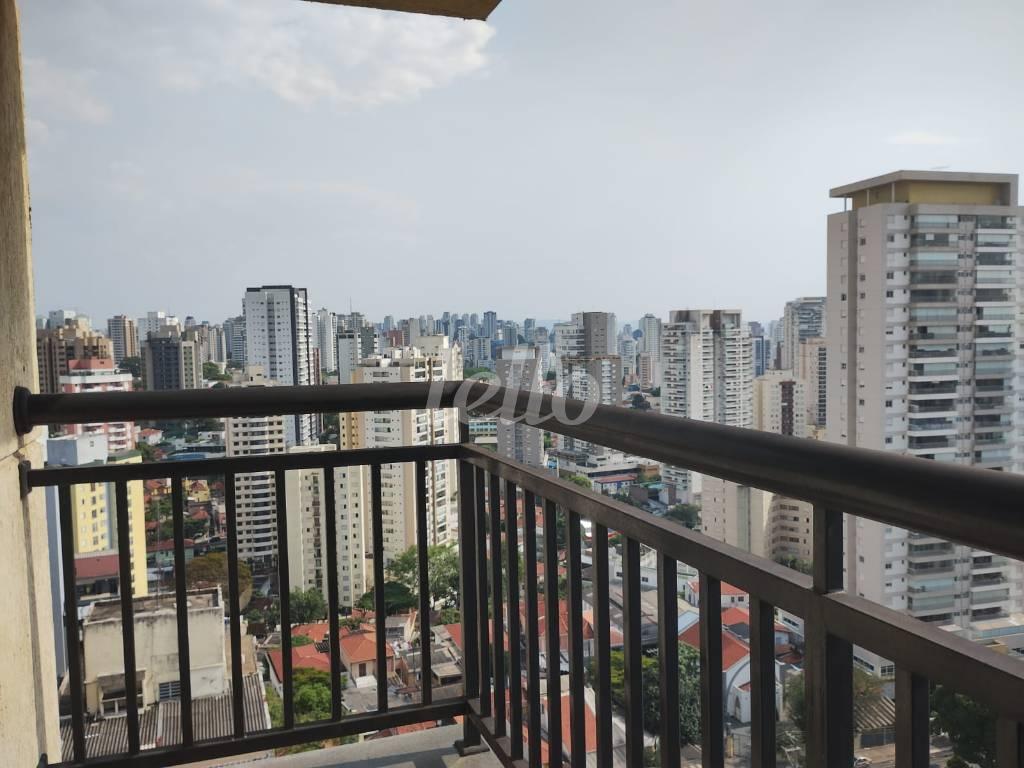VARANDA de Apartamento à venda, Padrão com 76 m², 3 quartos e 2 vagas em Saúde - São Paulo