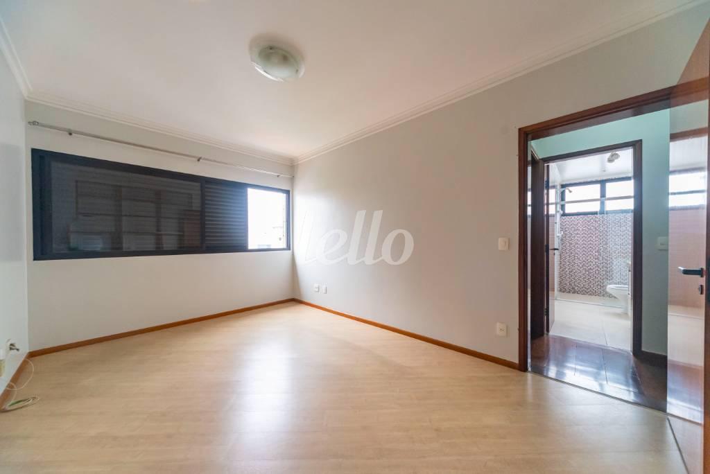 QUARTO 1 de Apartamento à venda, Padrão com 128 m², 3 quartos e 2 vagas em Vila Bastos - Santo André