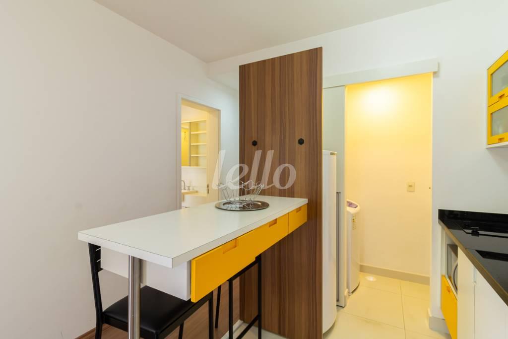 COZINHA de Apartamento para alugar, Padrão com 56 m², 1 quarto e 1 vaga em Paraíso - São Paulo