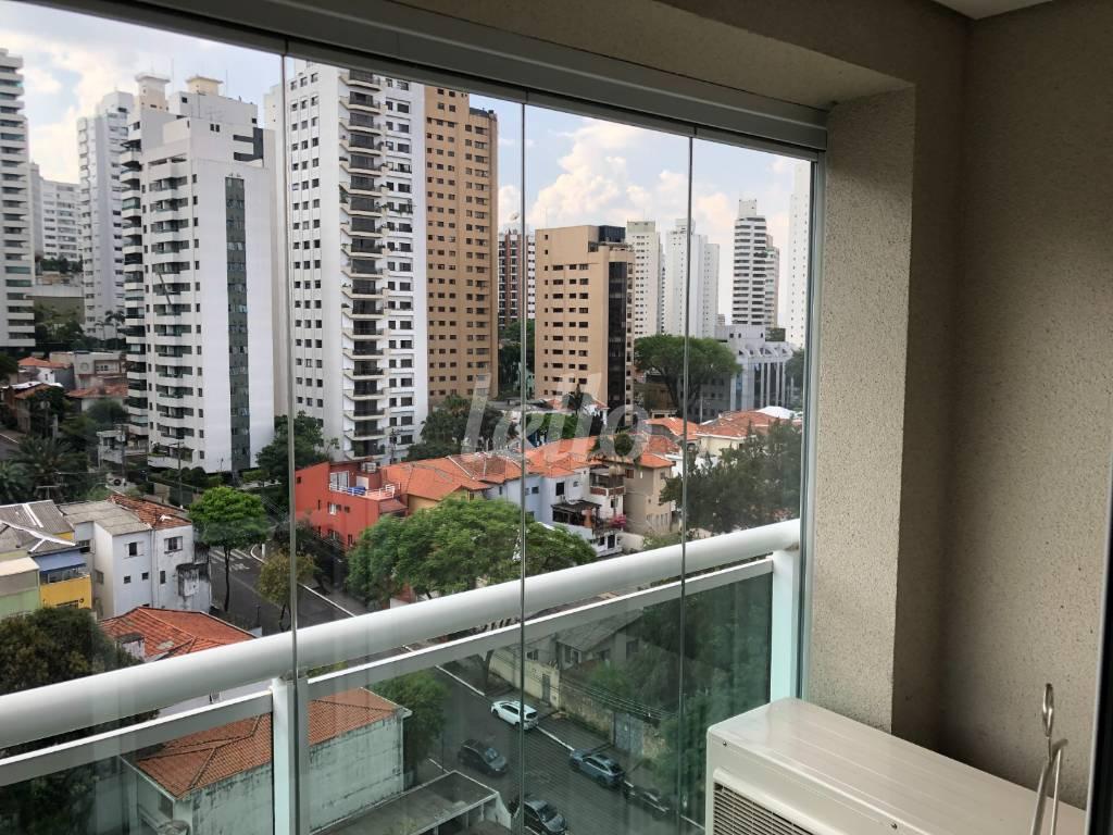 VARANDA de Apartamento à venda, Padrão com 213 m², 3 quartos e 3 vagas em Paraíso - São Paulo