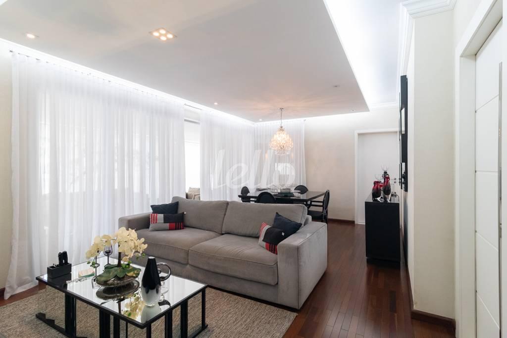 SALA de Apartamento à venda, Padrão com 186 m², 4 quartos e 3 vagas em Parque da Mooca - São Paulo