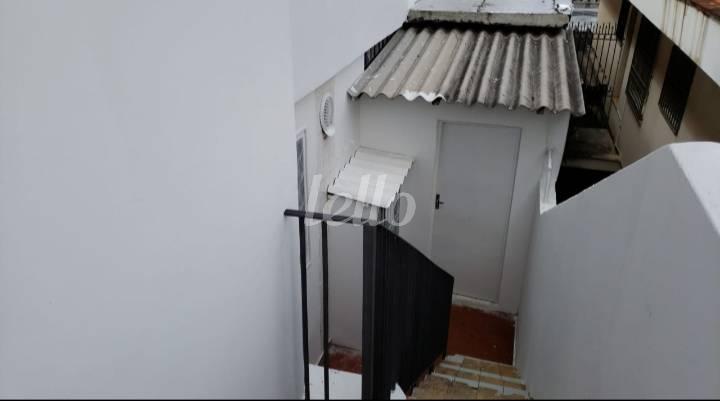 ESCADA EXTERNA de Casa à venda, sobrado com 235 m², e 1 vaga em Nova Piraju - São Paulo