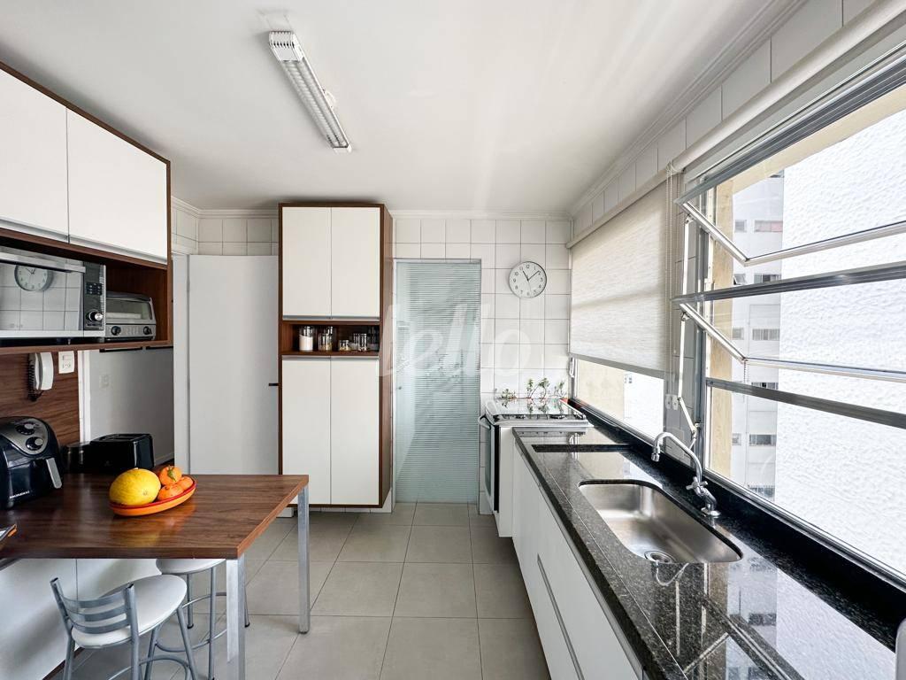 COZINHA3 de Apartamento à venda, Padrão com 85 m², 3 quartos e 1 vaga em Vila Olímpia - São Paulo