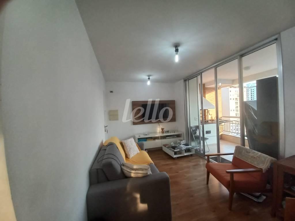 SALA de Apartamento à venda, Padrão com 62 m², 2 quartos e 2 vagas em Vila Pompeia - São Paulo