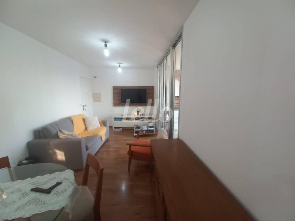 SALA de Apartamento à venda, Padrão com 62 m², 2 quartos e 2 vagas em Vila Pompeia - São Paulo