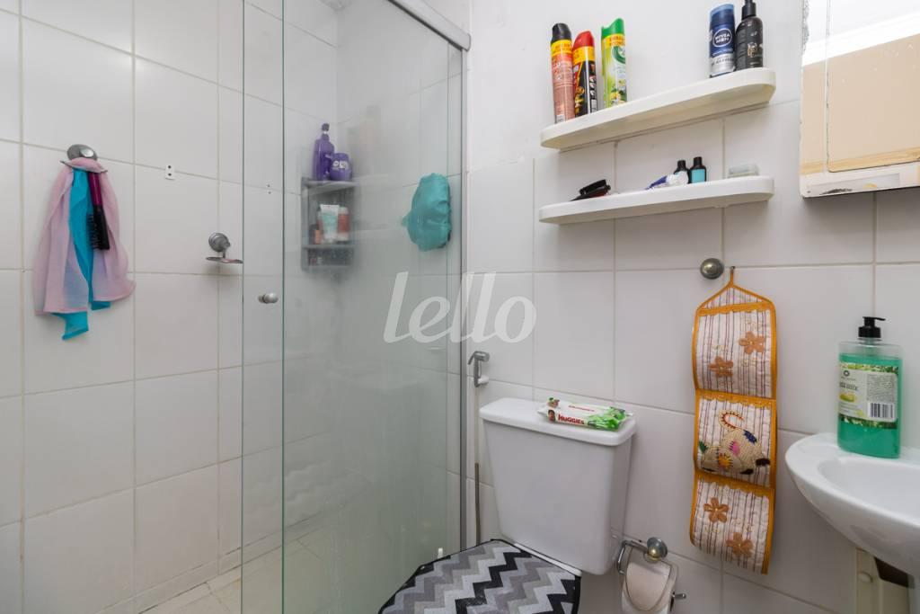 BANHEIRO de Apartamento para alugar, Padrão com 61 m², 2 quartos e 1 vaga em Vila Talarico - São Paulo