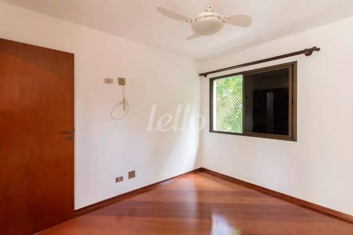 SUITE 3 de Apartamento à venda, Padrão com 160 m², 3 quartos e 3 vagas em Vila Olímpia - São Paulo